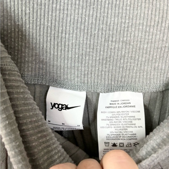 Nike Yoga green ribbed crossover jogger sweatpants size M - Picture 7 of 8